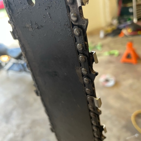 Parts for a old McCulloch chainsaw - Picture 4 of 7